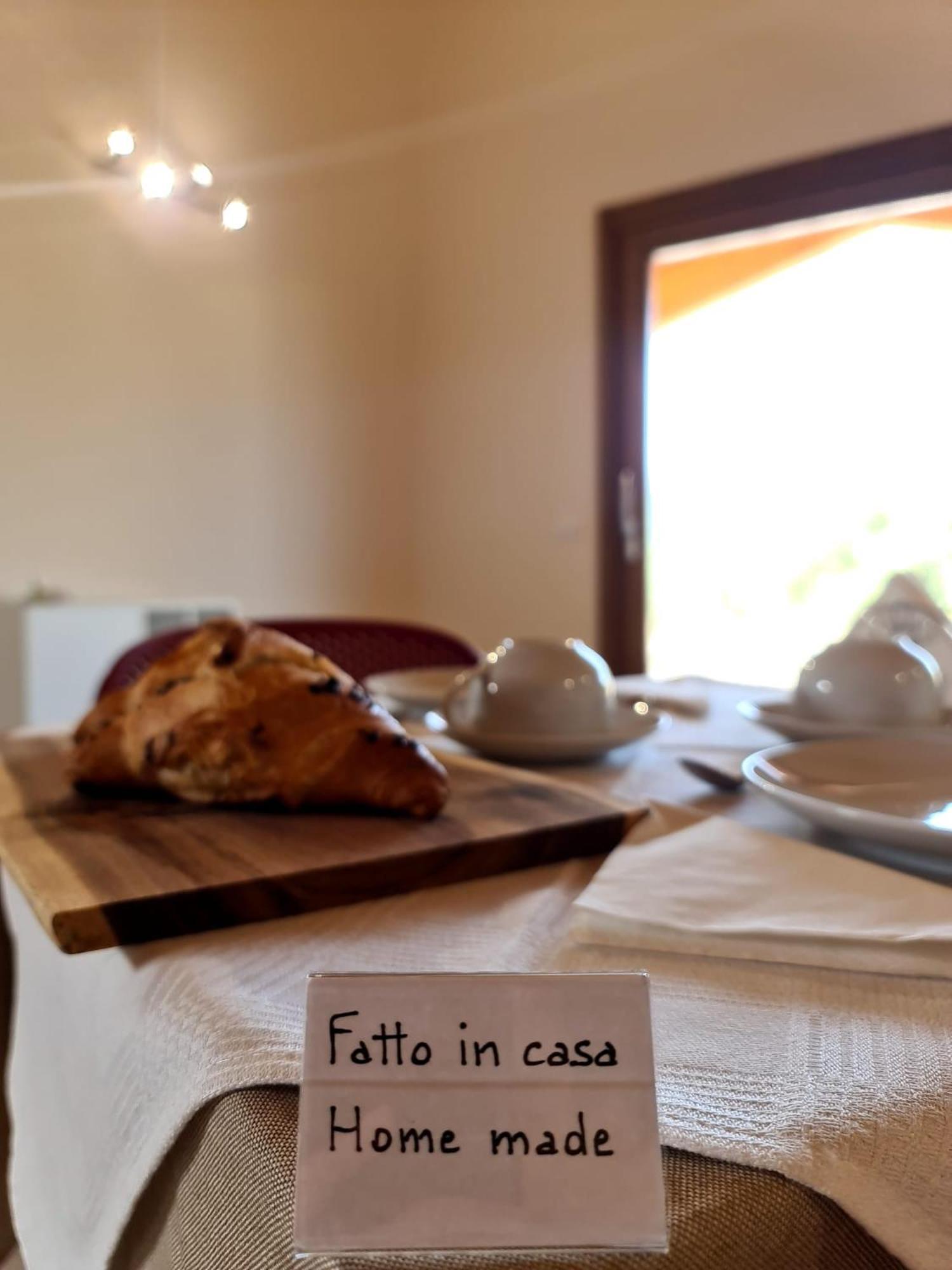 Agriturismo Corte Degli Ulivi Capoterra Dış mekan fotoğraf